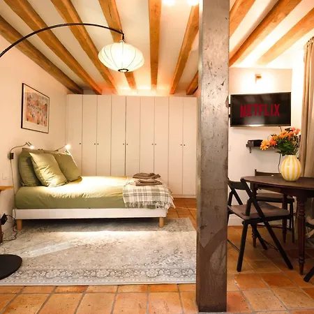 Apartment Charming In Notre-dame *
