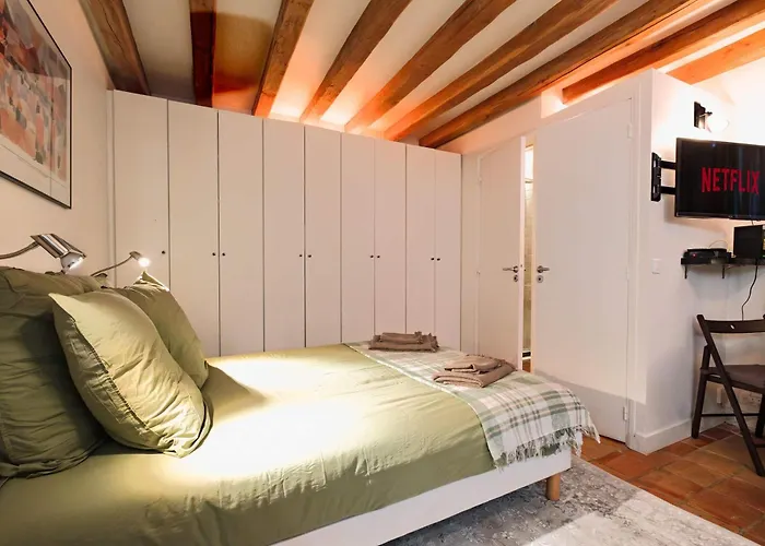 Apartment Charming In Notre-dame